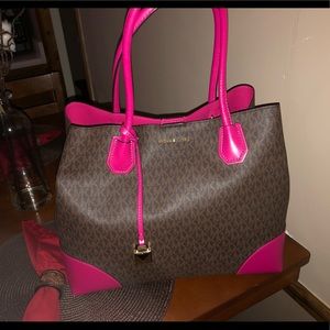 Michael kors signature purse pink handles